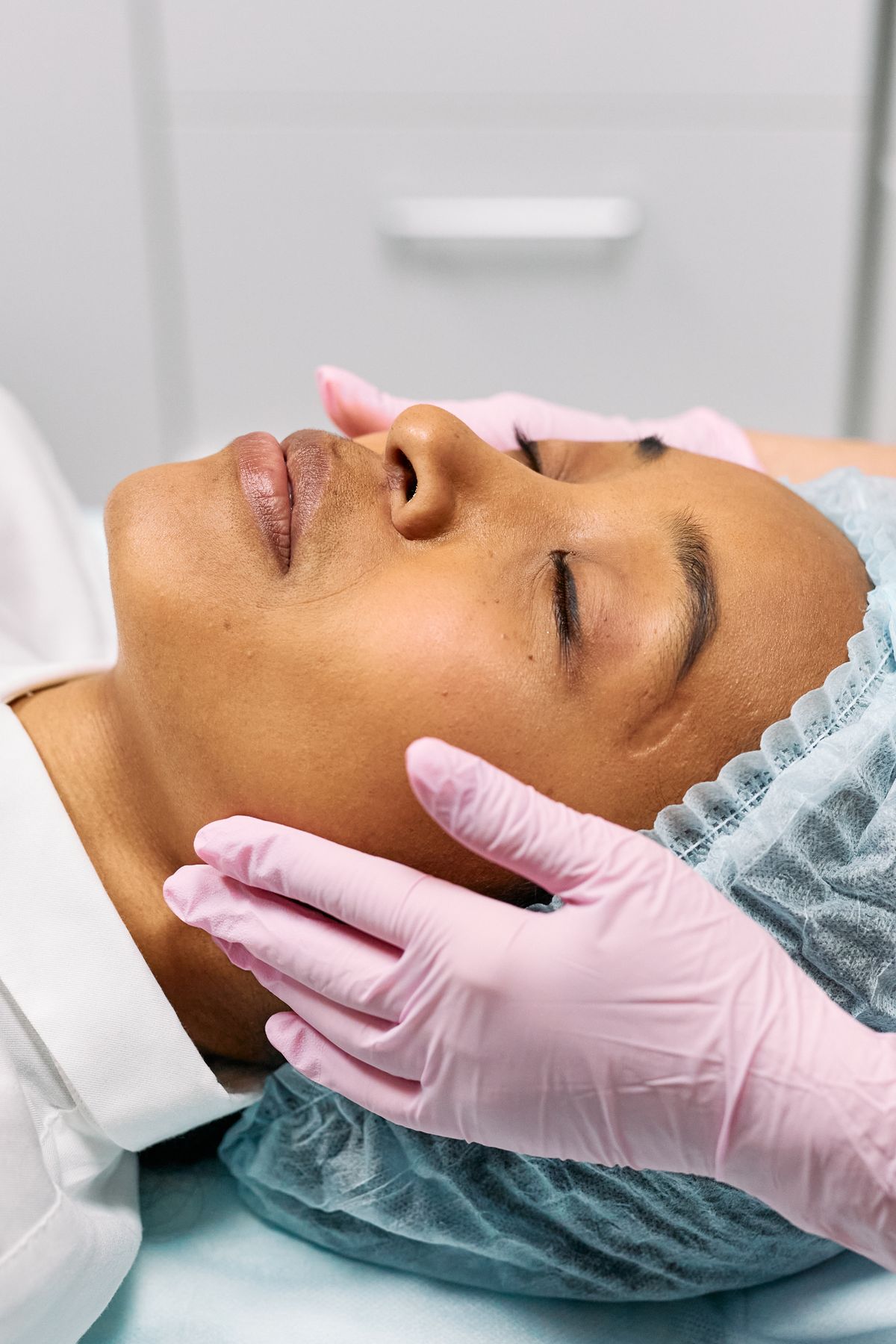 Paciente em tratamento facial